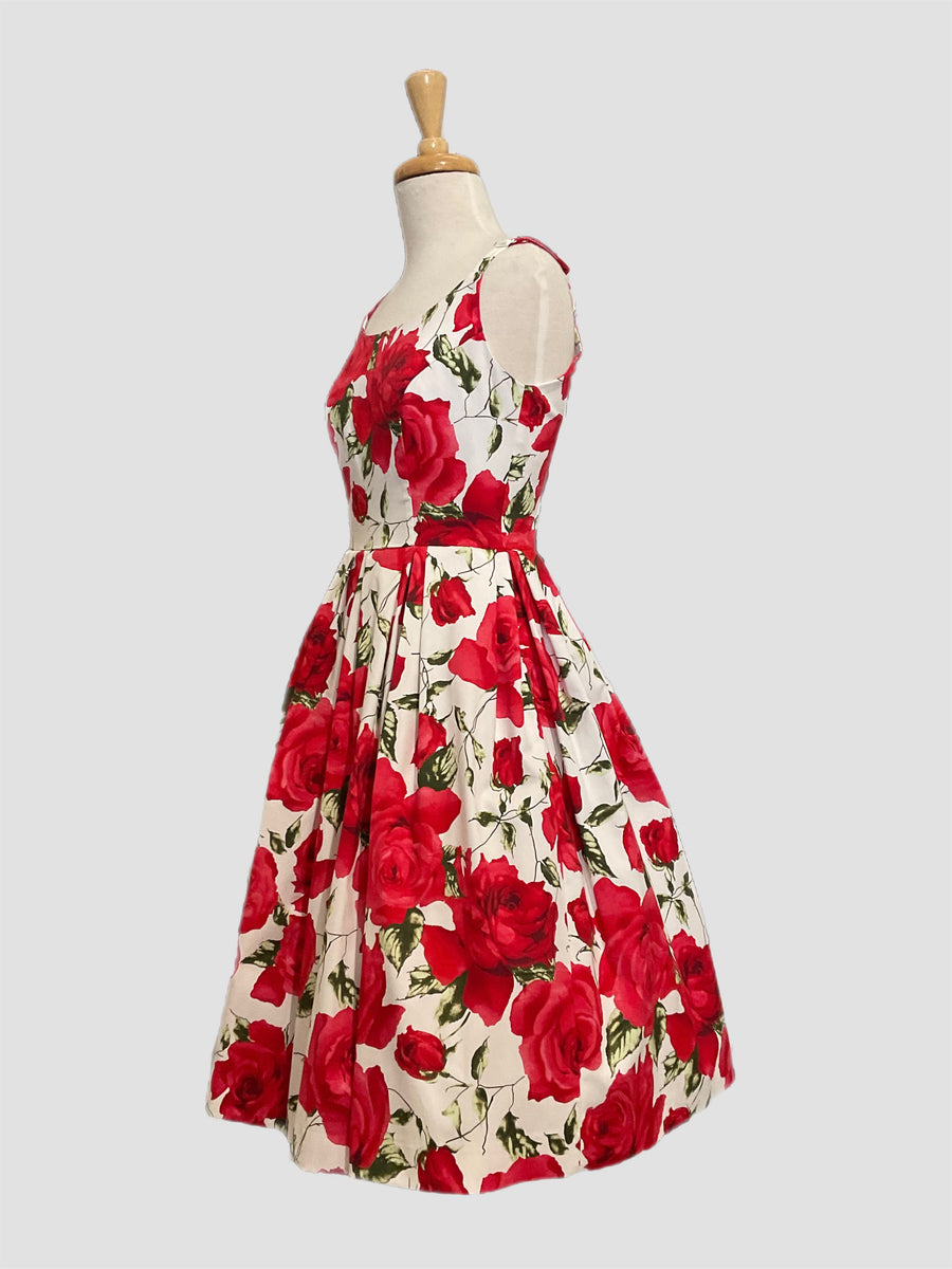 Fifi Windsor Rose Retrospec'd Clothing