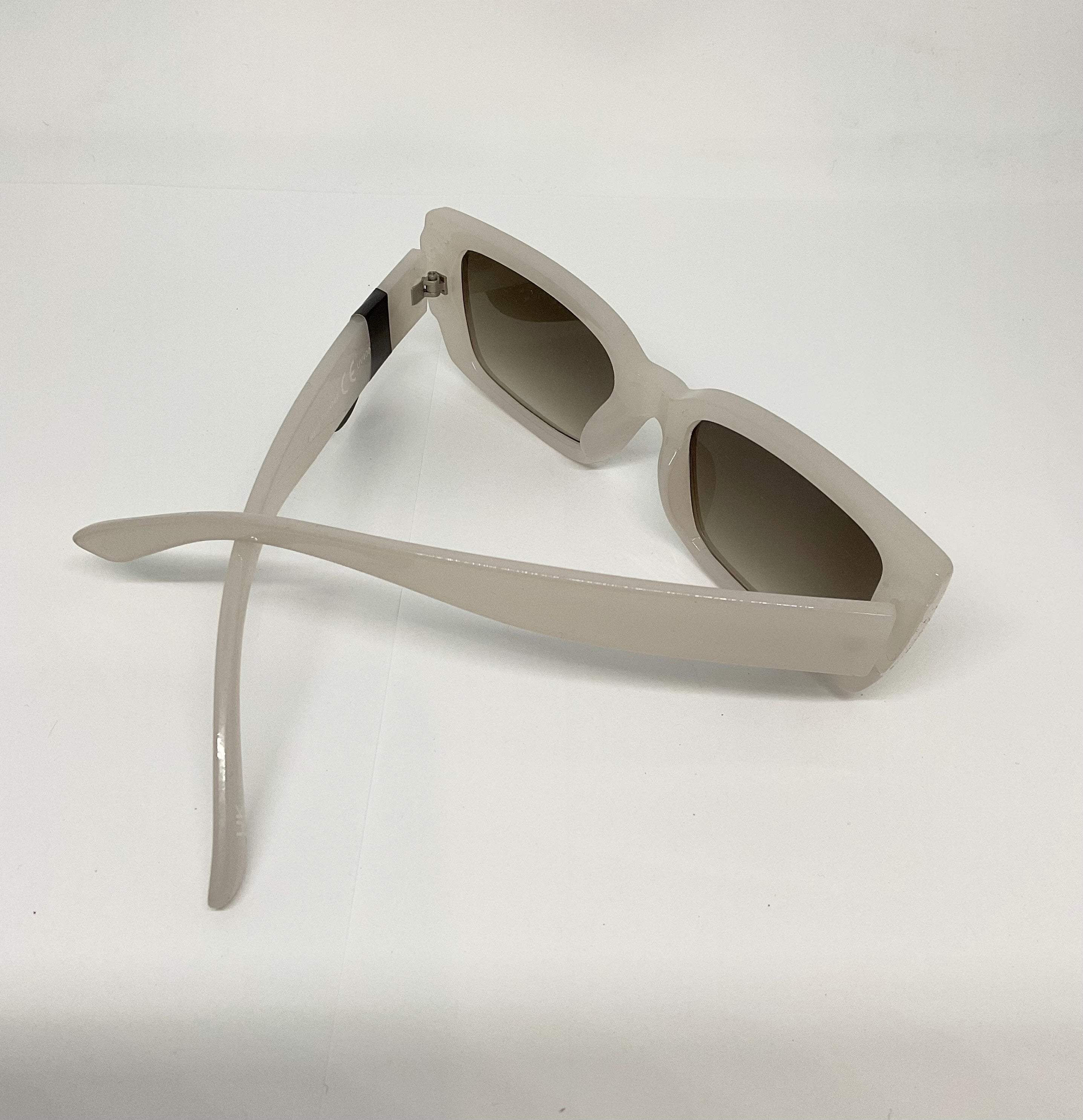 Catch a Thief Sunglasses Spring Fling white Retrospec'd Clothing