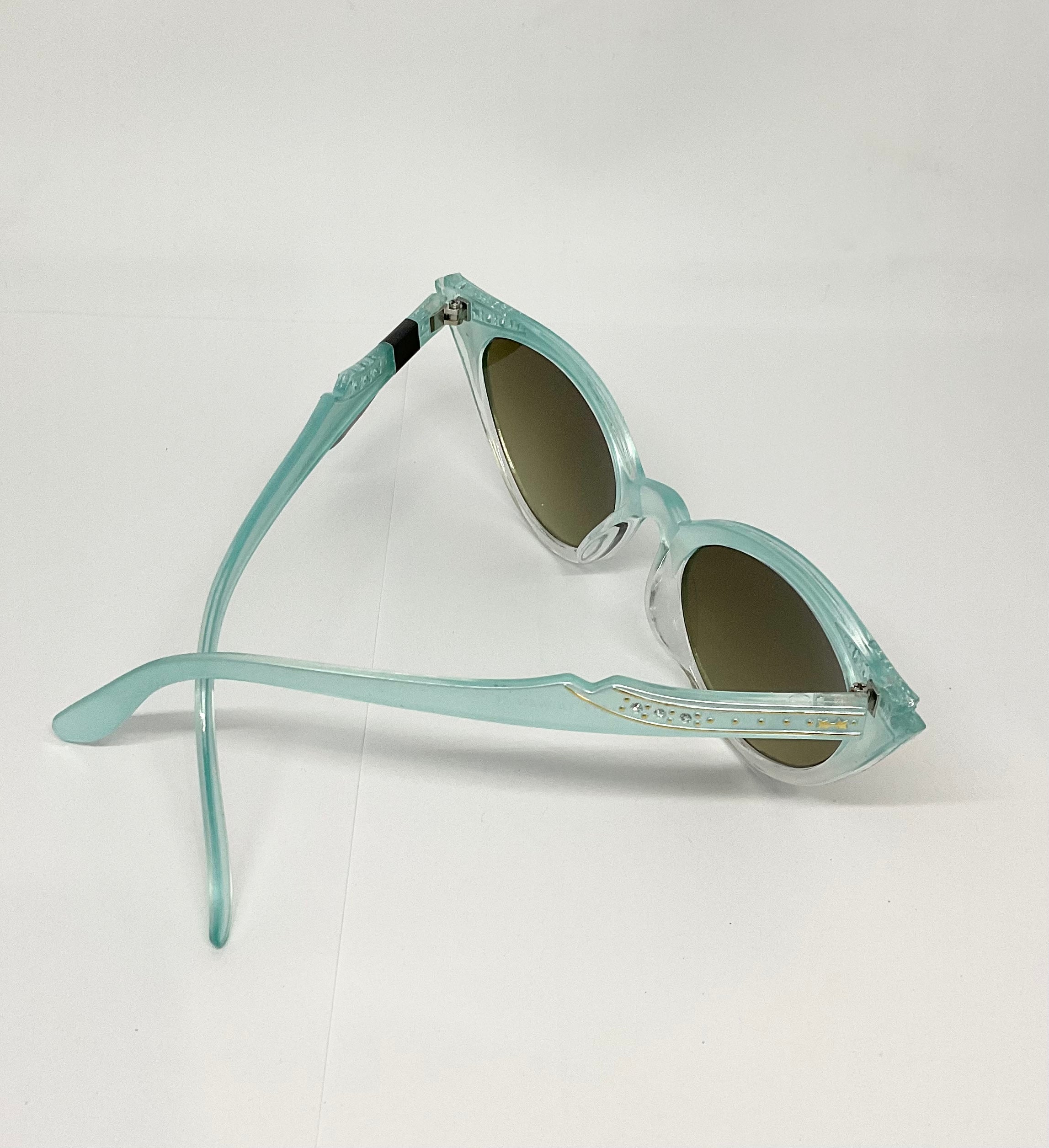 Catch a Thief Sunglasses Glaring Glamour Blue