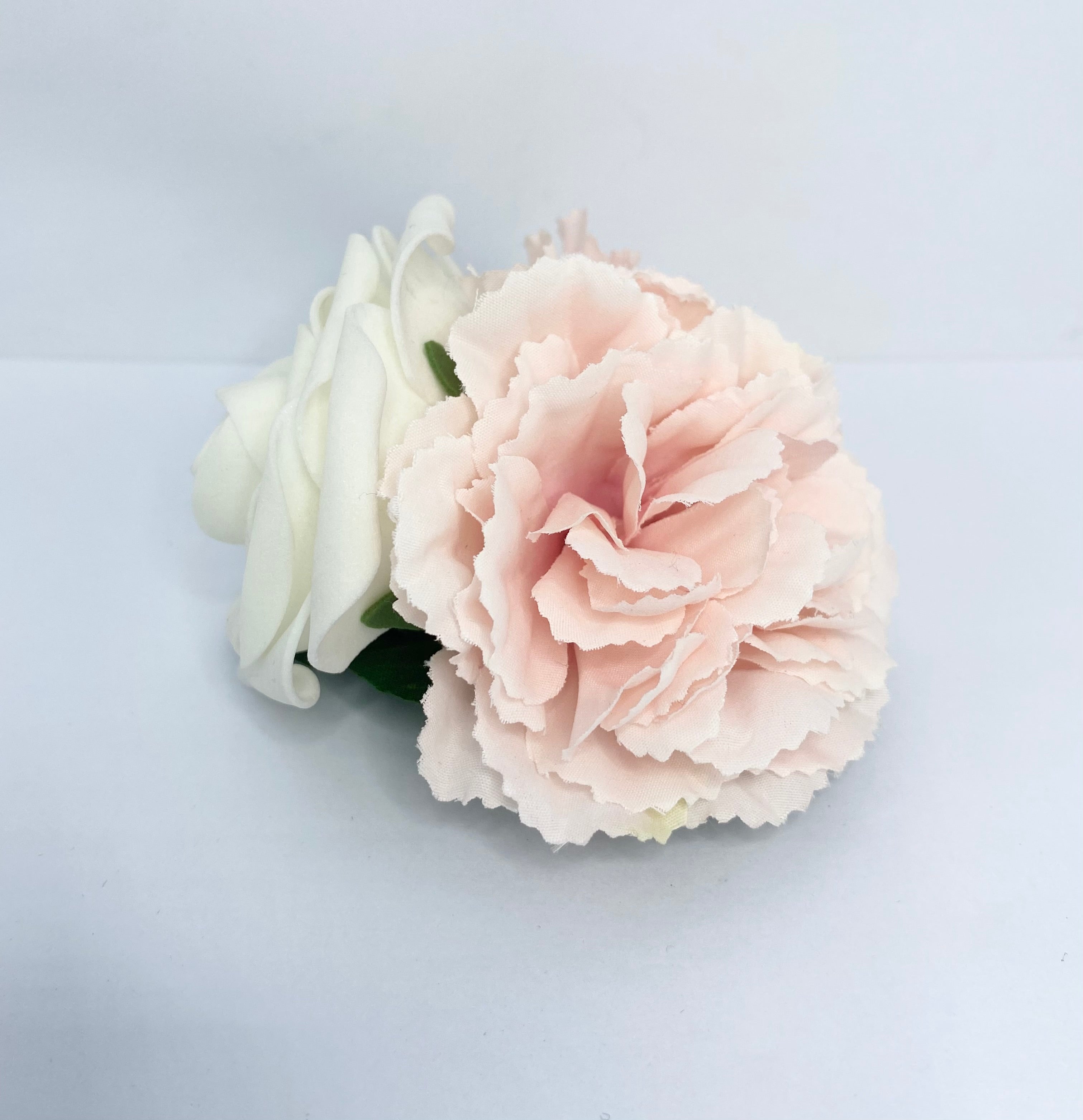  Carnation and white rose vintage style hair flower in soft pink and white . Pin-up 1940s/1950s hair accesories