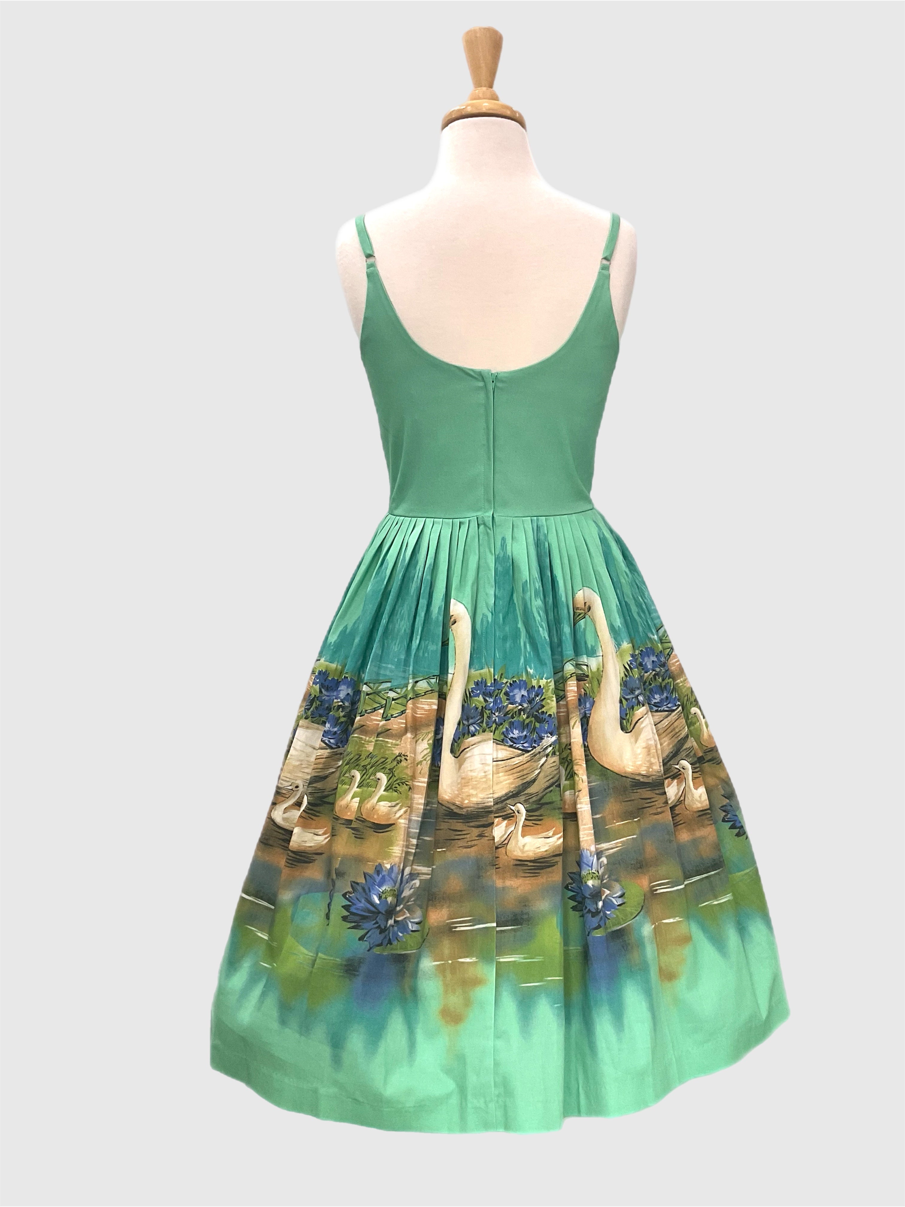 Gigi Little Swans 1950s Vintage style Dress Vintage Dress Gigi Little Swans 1950s Vintage style Dress Vintage Dress