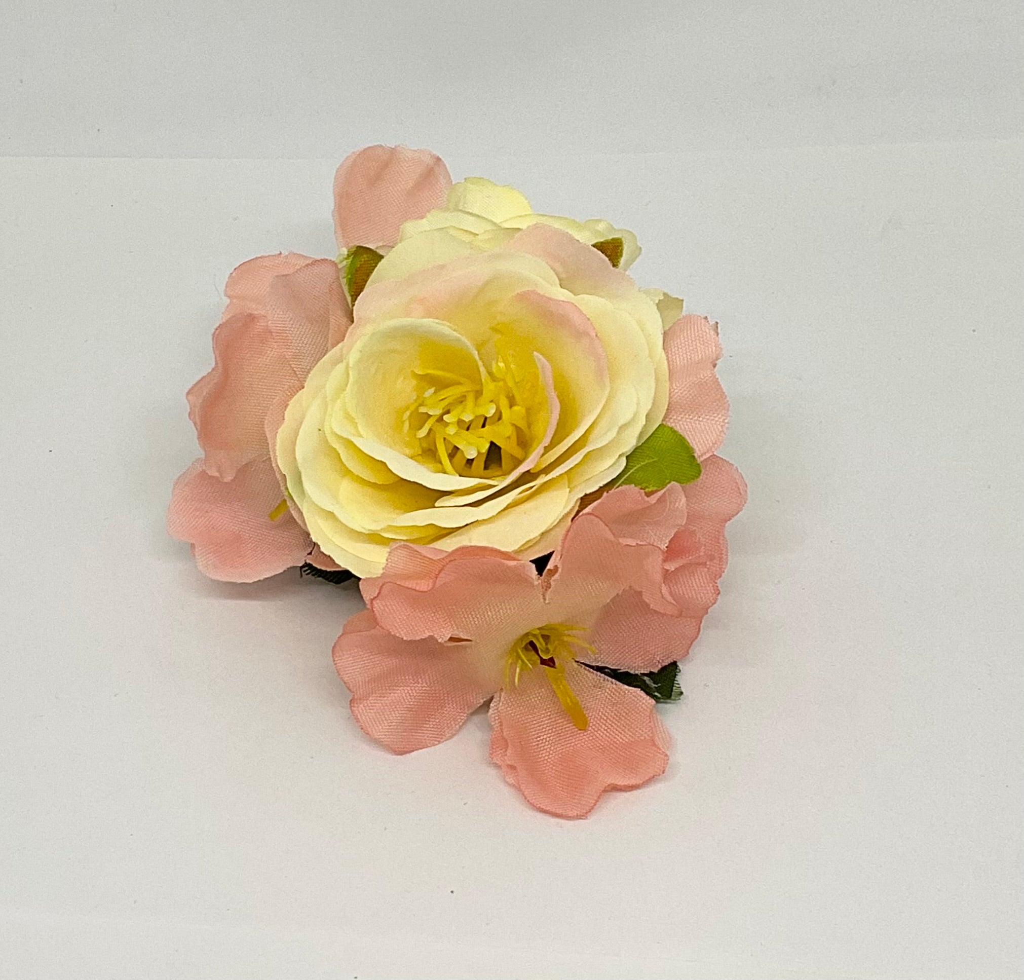 Peaches and Cream  1940’s/1950’s Style Hair Flower