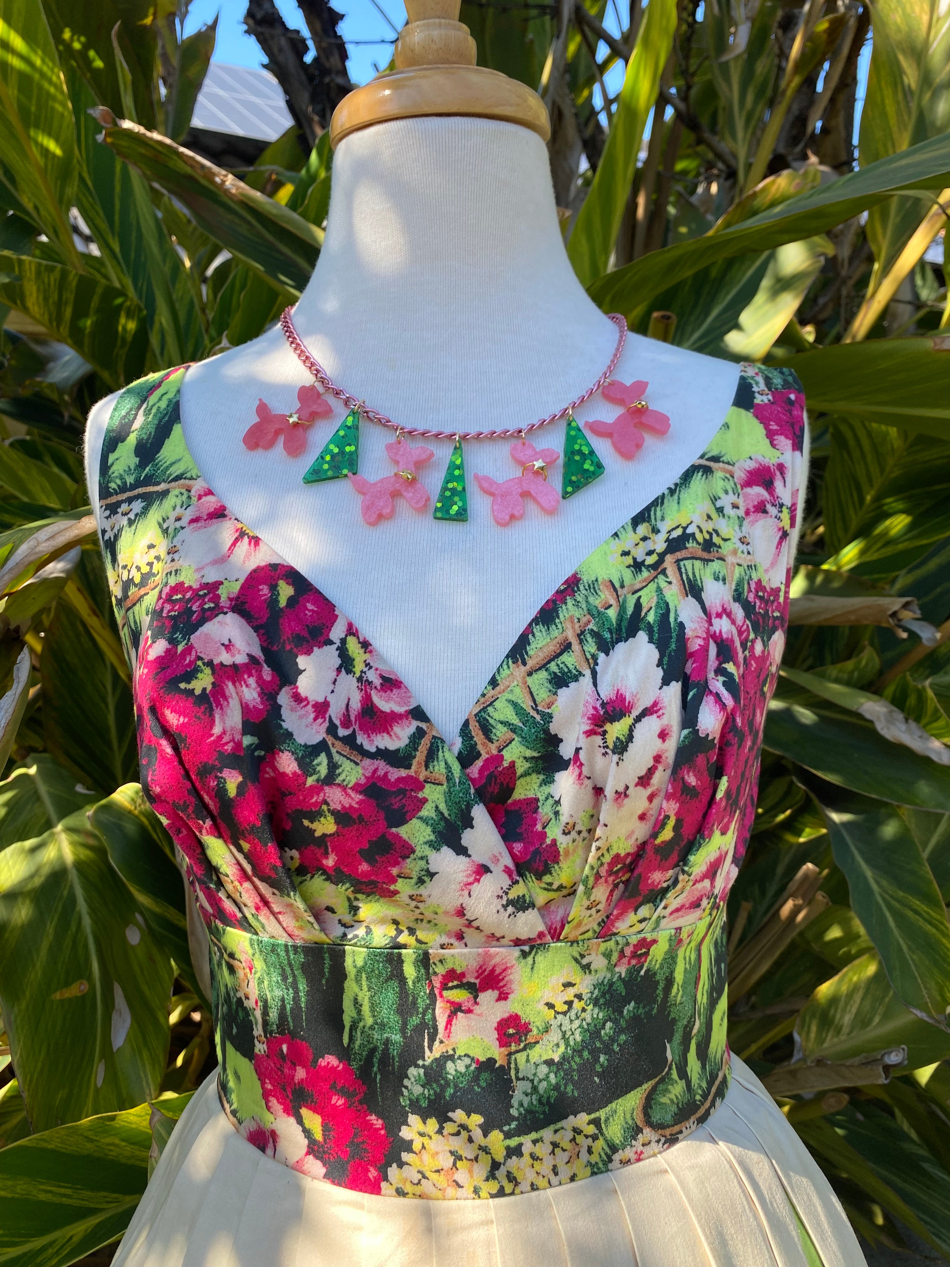 Circus Poodles pink/green  50s Style  Necklace