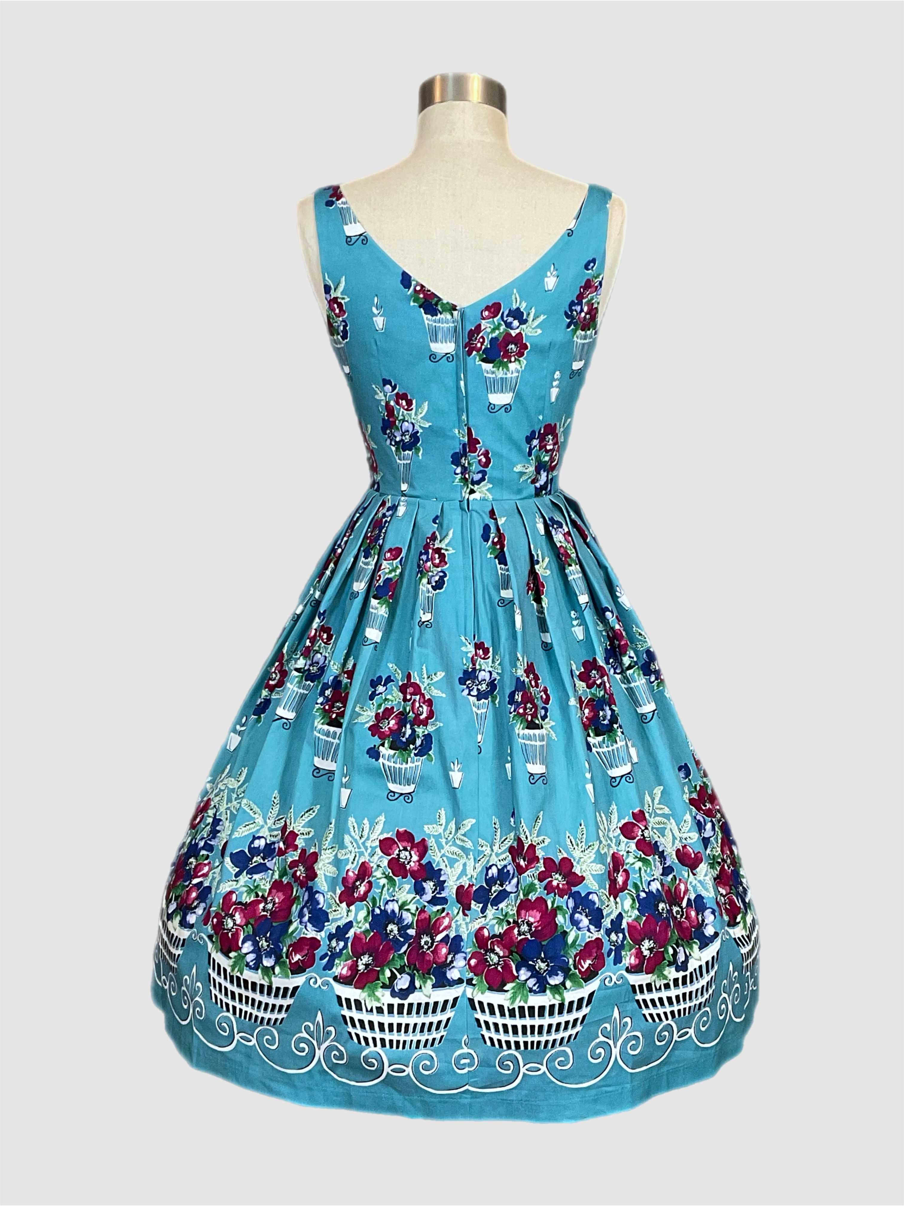 Elizabeth Parisian Patio Vintage Style Dress