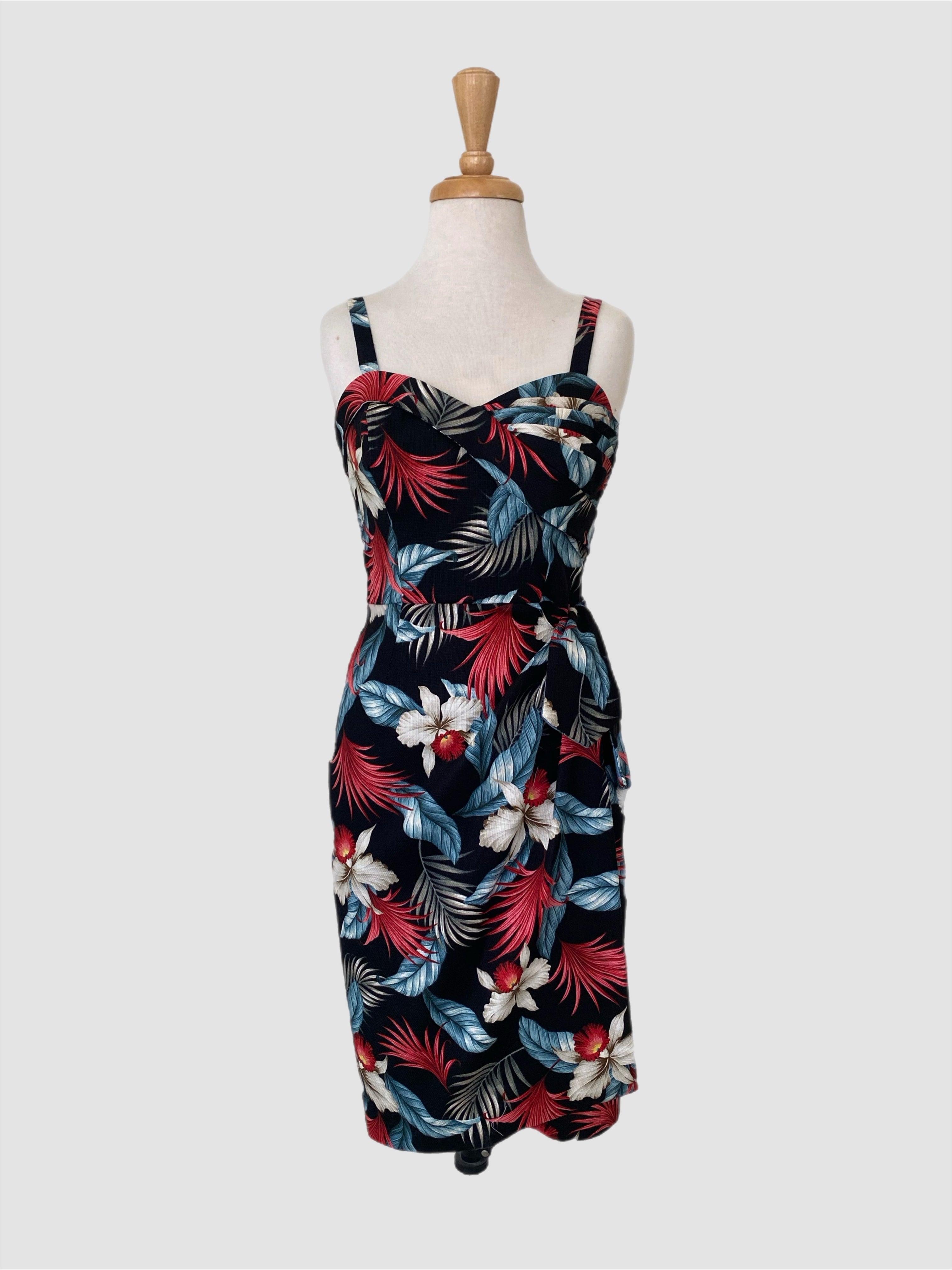 Lou-Anne  Black Hawaiian Sarong Vintage style Dress