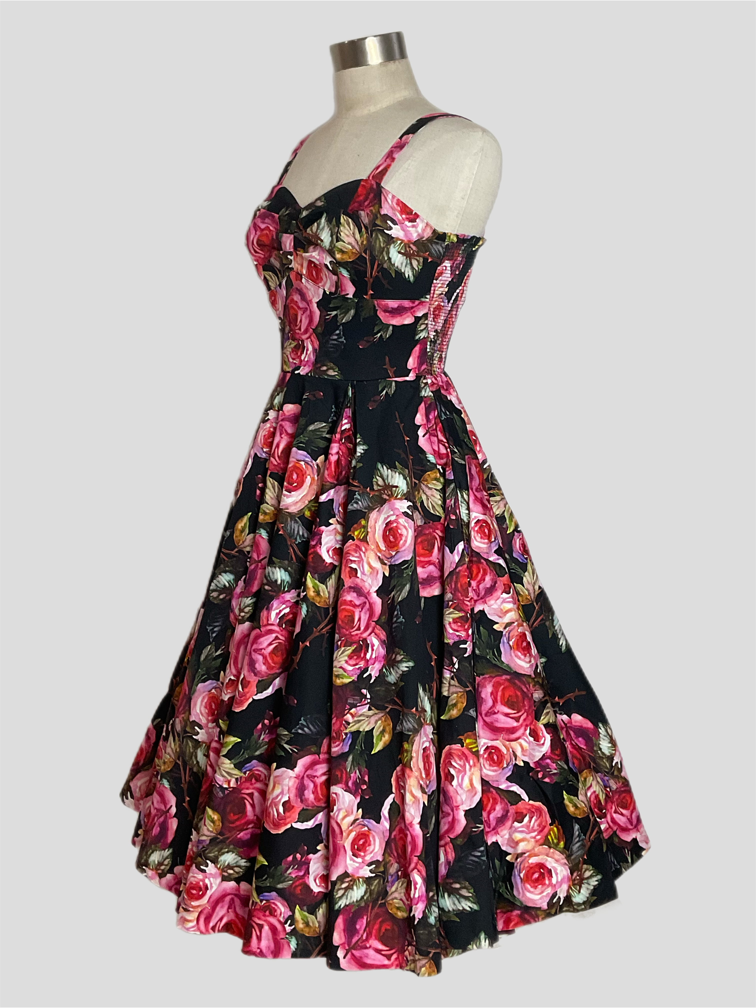Sandi Georgia Garden Vintage Style 1950s Dress Retrospecd Australia 18 (AUS) 14 (USA) Sandi Georgia Garden Vintage Style 1950s Dress Retrospecd Australia 18 (AUS) 14 (USA)