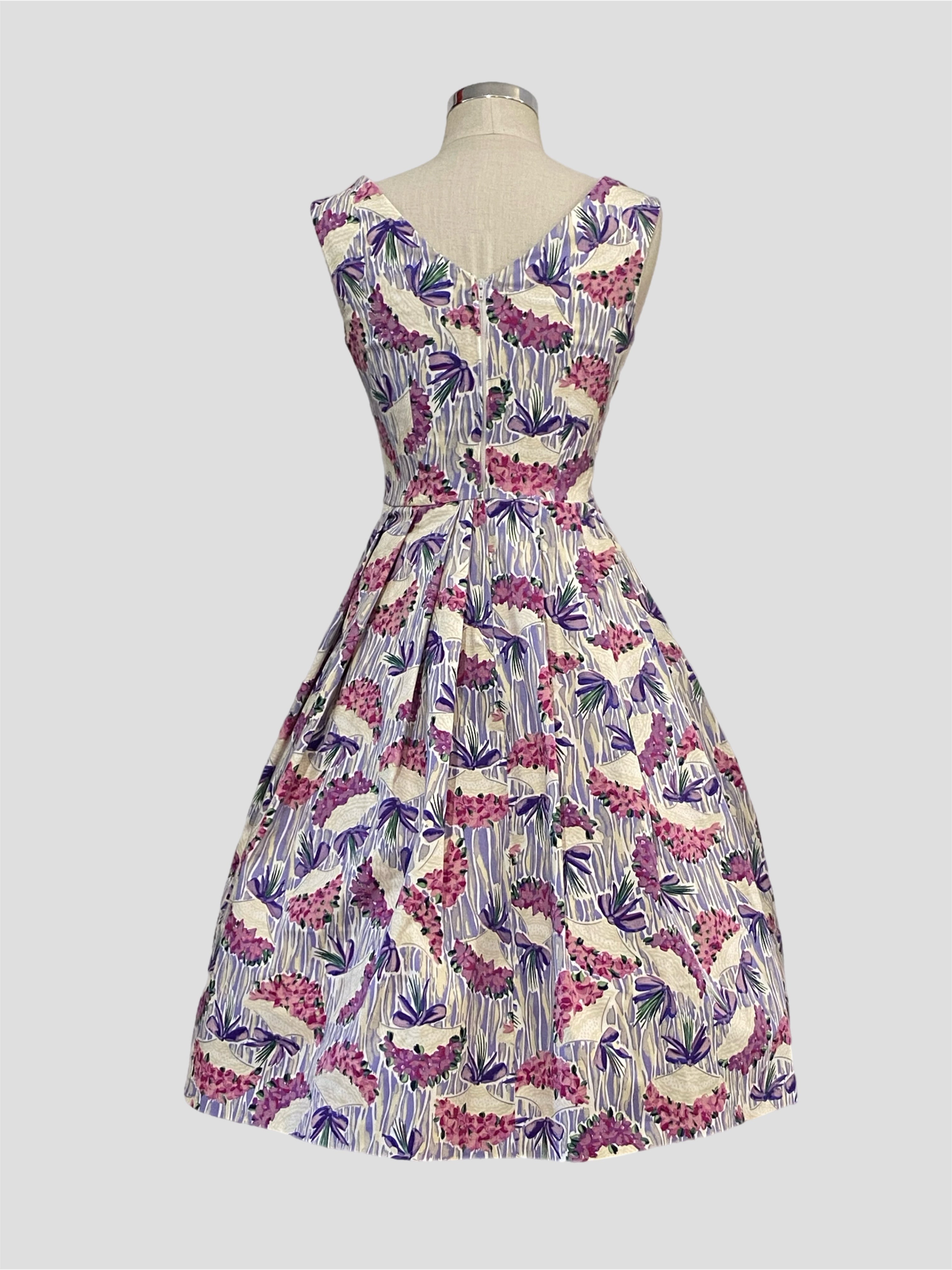 vivian victorian violets 1950s vintage style dress in a purple and pink floral print